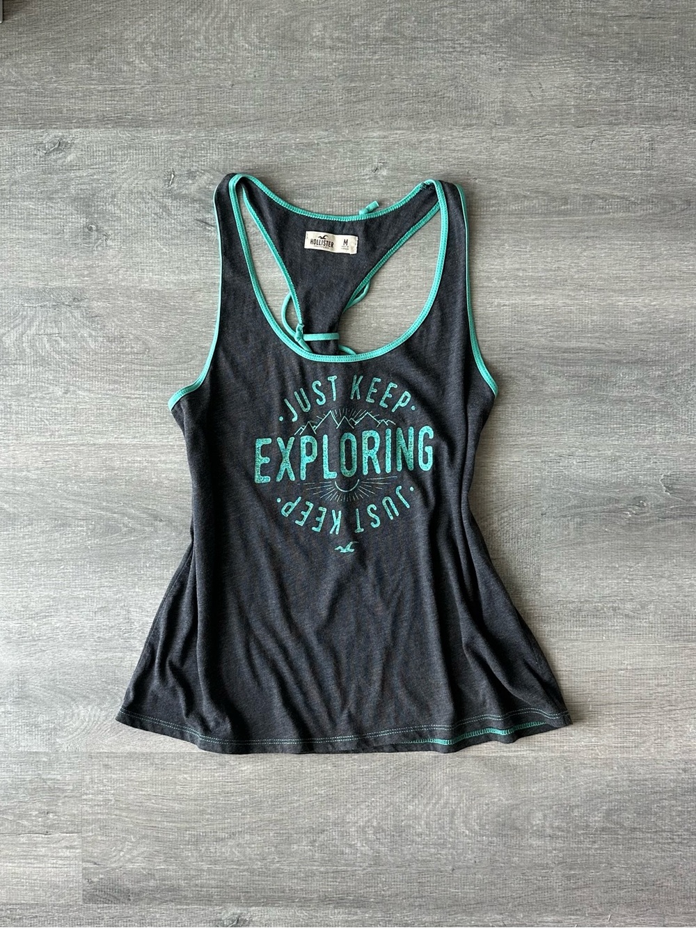 Y2K Hollister Grey & Teal Graphic Racerback Tank